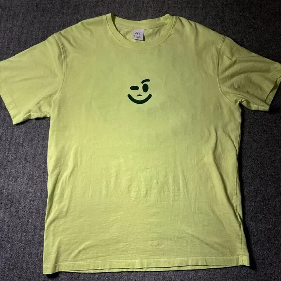 Zara Men's Tshirt LG Winky‎ Face Neon Green Party Leisure - Picture 2 of 8